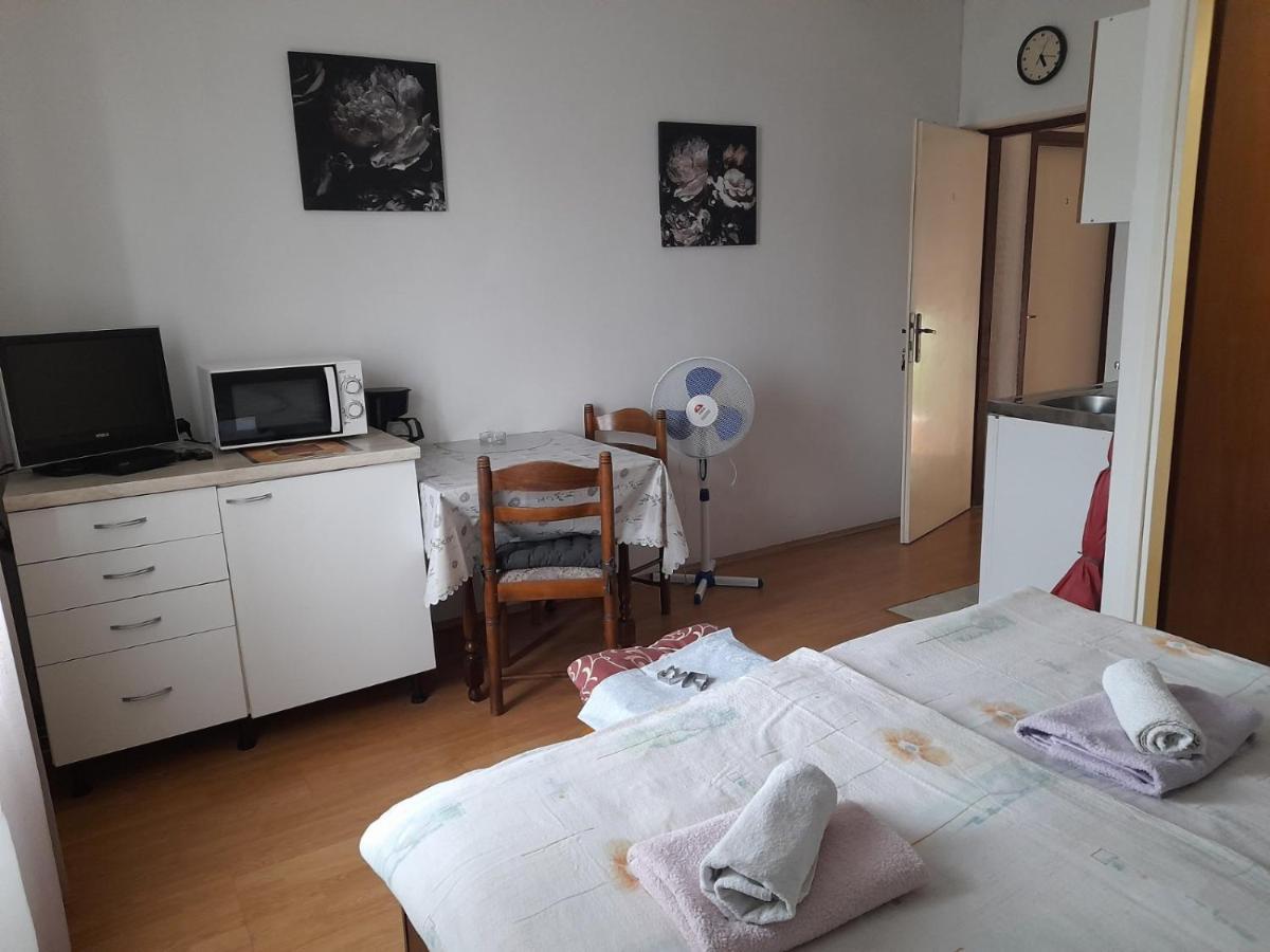 Apartment Tariba Supetarska Draga Exterior foto