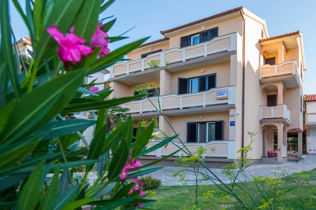 Apartment Tariba Supetarska Draga Exterior foto