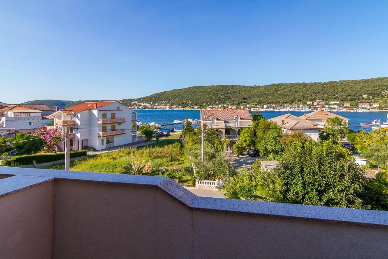 Apartment Tariba Supetarska Draga Exterior foto
