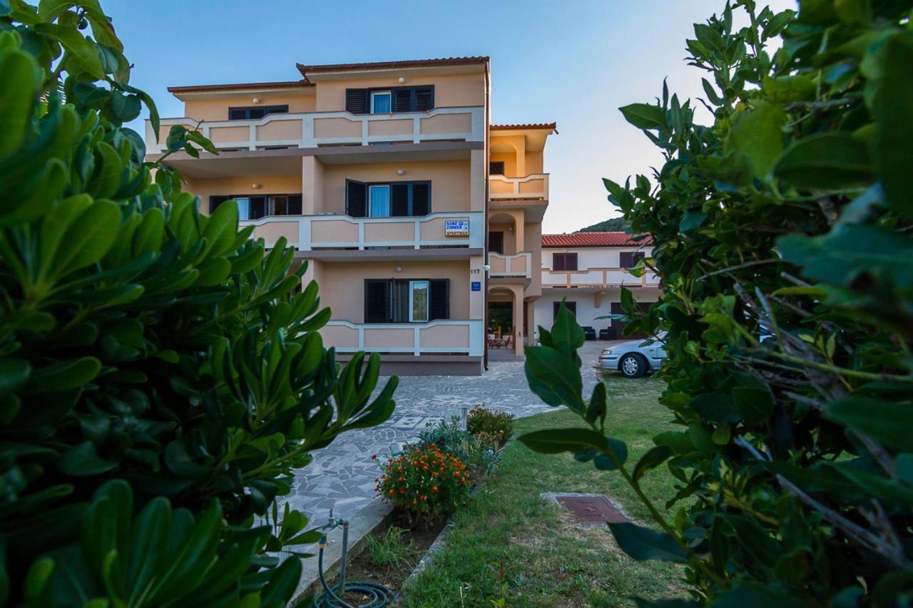 Apartment Tariba Supetarska Draga Exterior foto