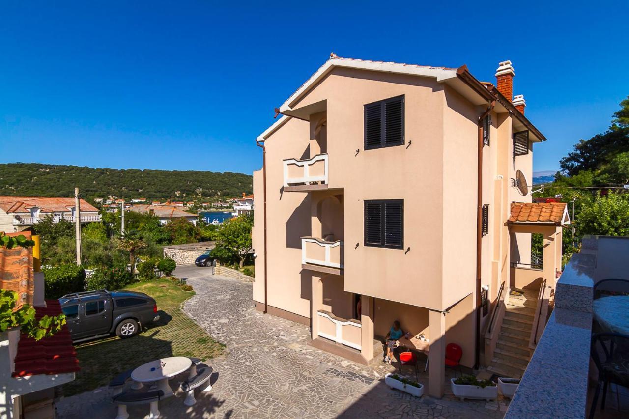 Apartment Tariba Supetarska Draga Exterior foto